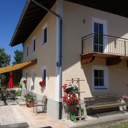 Landhof Ella - Ferienhaus Vor Den Toren Salzburgs Petting Zewnętrze zdjęcie